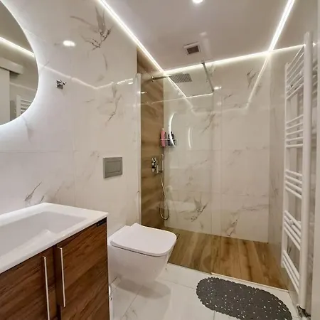 Luxury * פאטרה